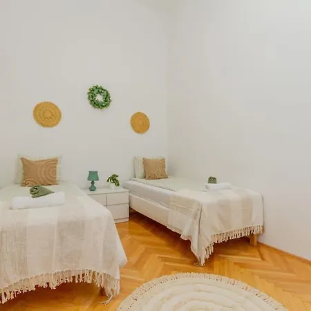 D49 2bedroom Apartament *